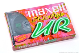 Maxell UR 90