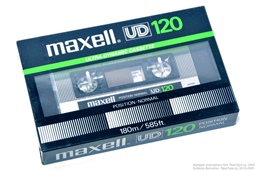 Maxell UD 120