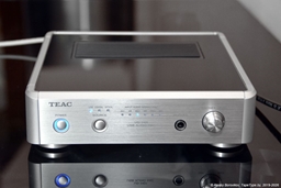 2012 TEAC UD-H01