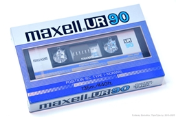1985 Maxell UR 16 (Blue version)
