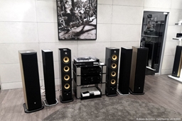 ...в одном из магазинов Hi-Fi техники в Вильнюсе